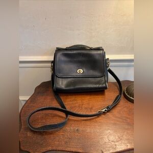 VTG, COACH, LEGACY 'COURT' BAG #9870, BLACK LEATHER TOP HANDLE & STRAP, 1/2 FLAP